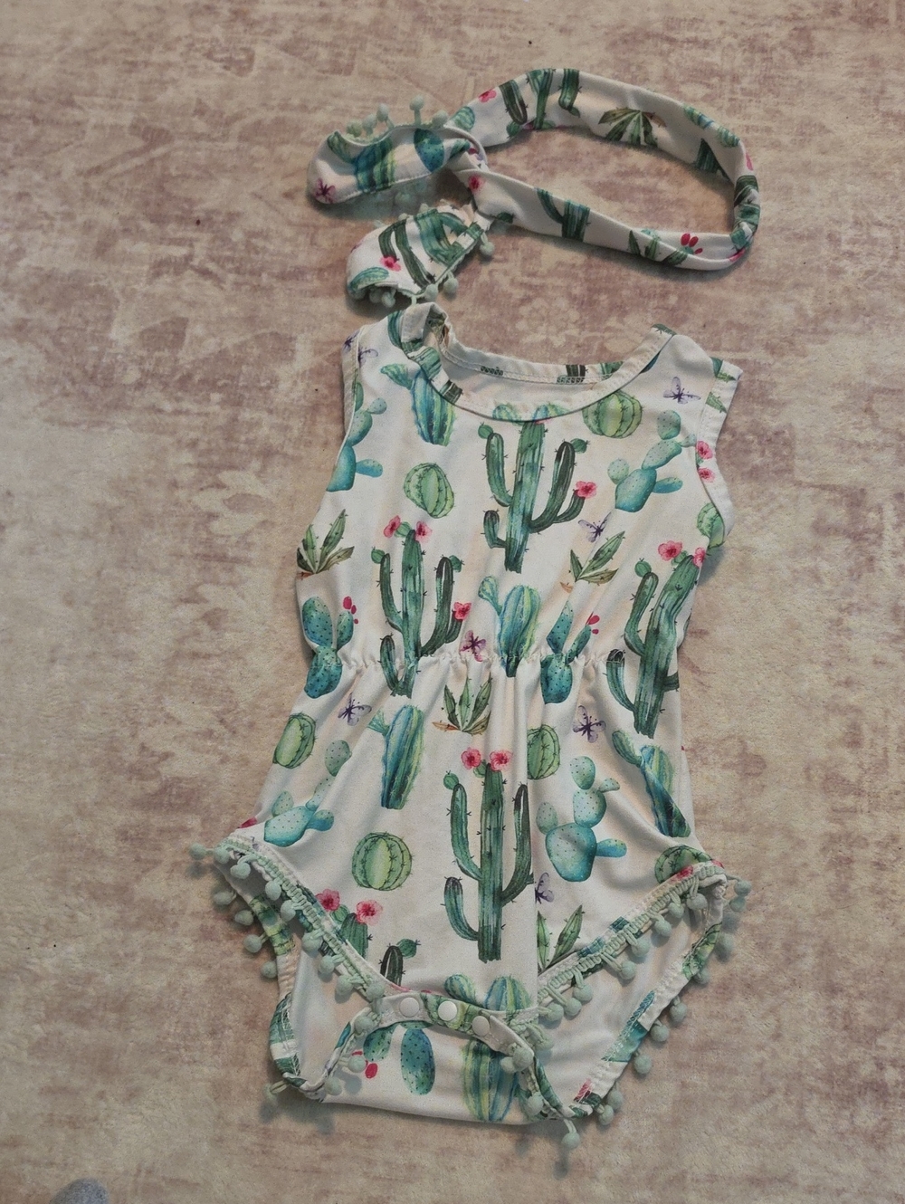 Cactus Print Infant One-Piece with Headband - White & Green